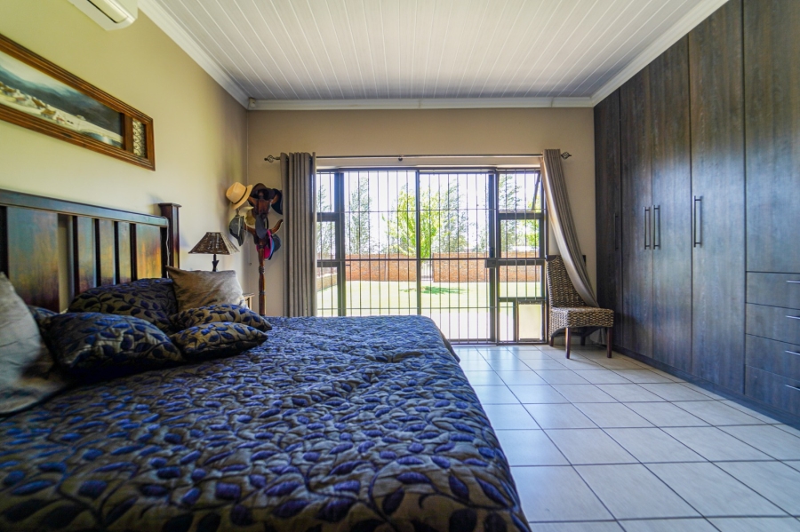 10 Bedroom Property for Sale in Bainsvlei Free State